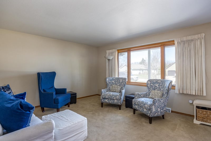 2435 Kaitlynn Ct, Oshkosh, WI 54901-0708