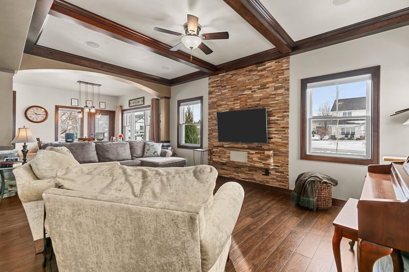 1441 Ava Hope Ct, De Pere, WI 54115