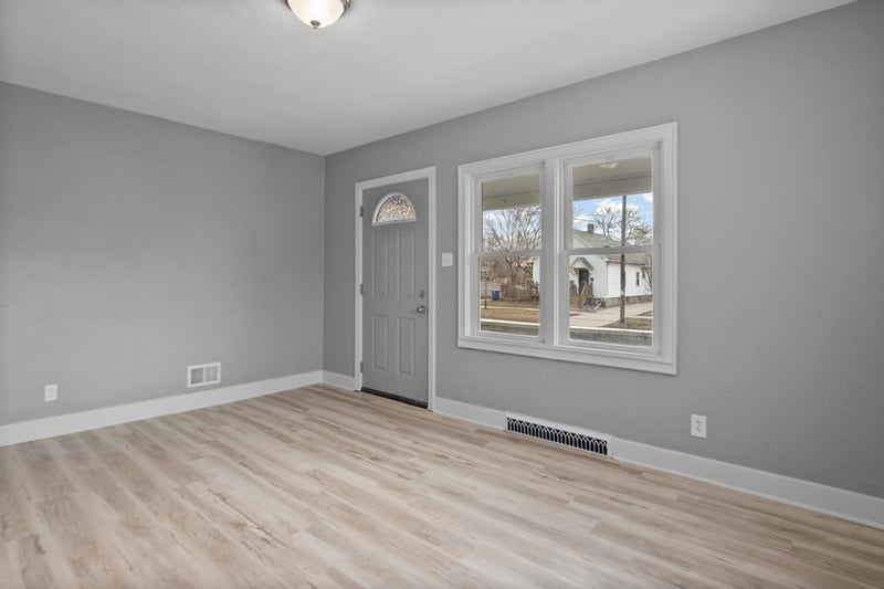 115 Clay St, Green Bay, WI 54301