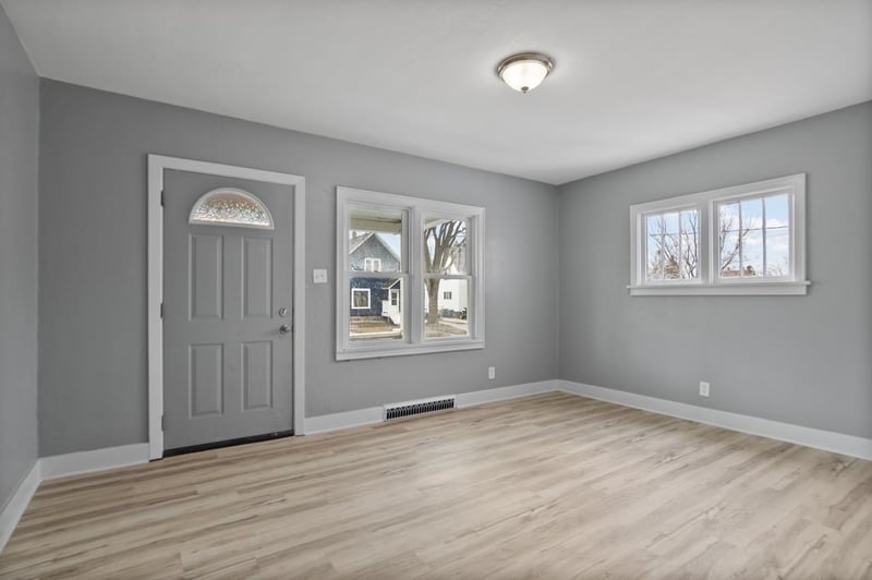 115 Clay St, Green Bay, WI 54301