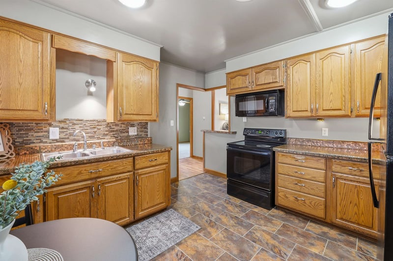 149 23rd Ave, Oshkosh, WI 54902