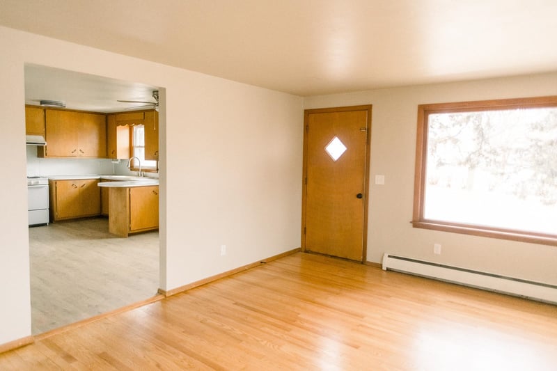 1457 Bond St, Green Bay, WI 54303