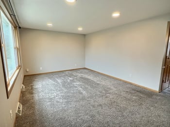 1706 Winchester Ave, Oshkosh, WI 54901