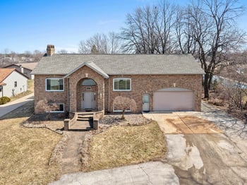2646 Bay Settlement Rd, Green Bay, WI 54311