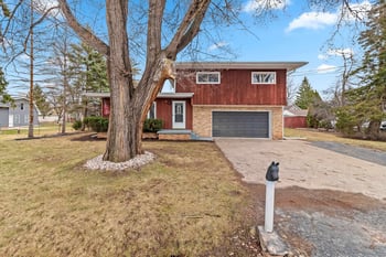 1320 Sheboygan St, Oshkosh, WI 54904