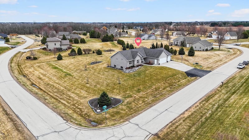 3586 Grand Meadows Crossing, Neenah, WI 54956