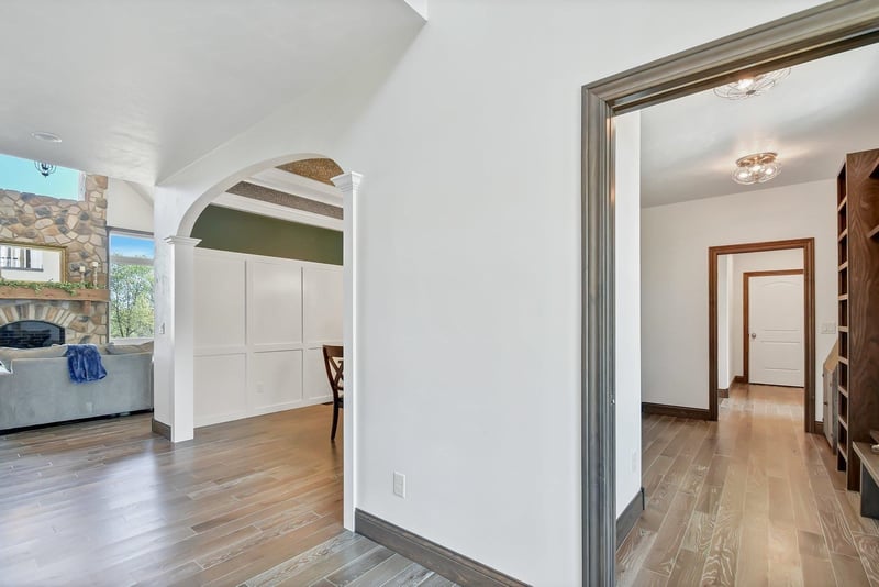 5431 River Oaks Dr, De Pere, WI 54115