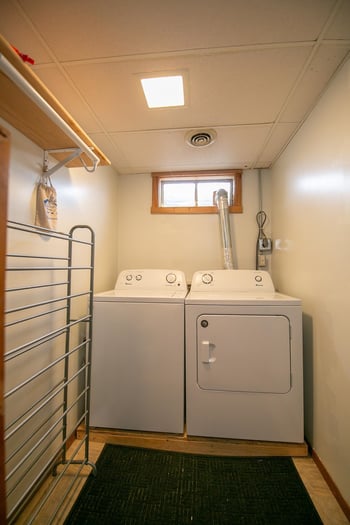 1833 Mac Ct, Green Bay, WI 54311