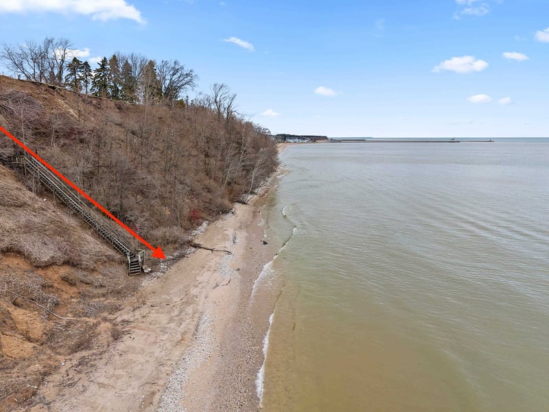 Sundancer Ln #4, Kewaunee, WI 54216