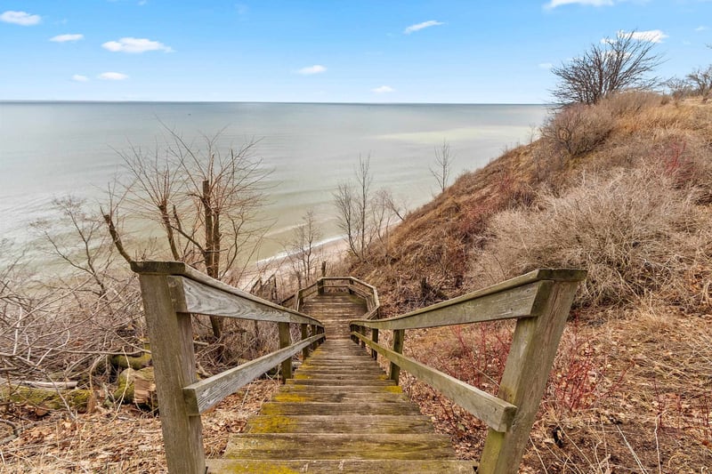 Sundancer Ln #4, Kewaunee, WI 54216
