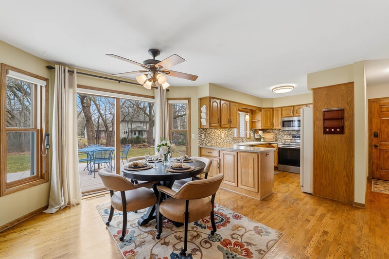 1838 Westbreeze Dr, Oshkosh, WI 54904