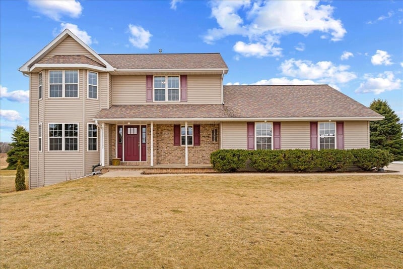 5772 Blahnik Rd, Denmark, WI 54208