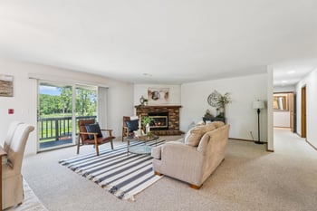 2490 Stroebe Island Dr, Appleton, WI 54914