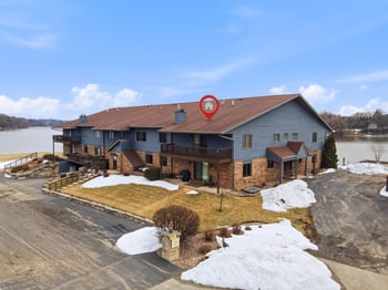 2490 Stroebe Island Dr, Appleton, WI 54914
