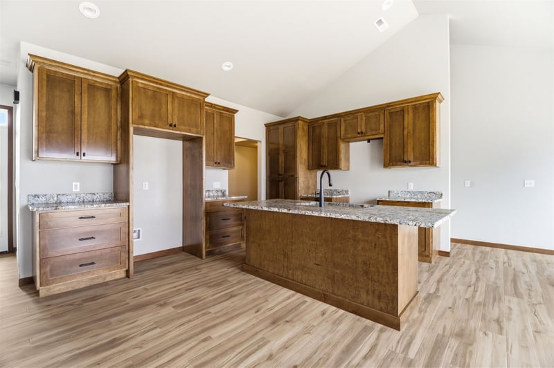 224 9th St, Hilbert, WI 54129