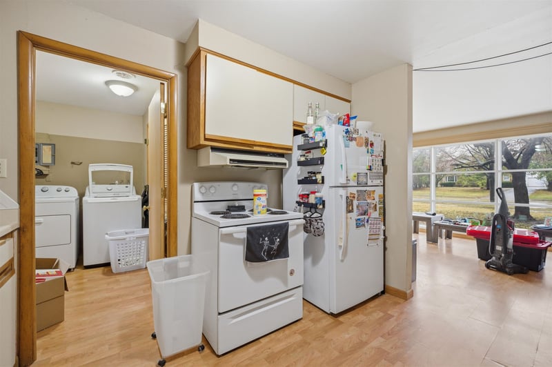 350 Green Bay Rd, Neenah, WI 54956