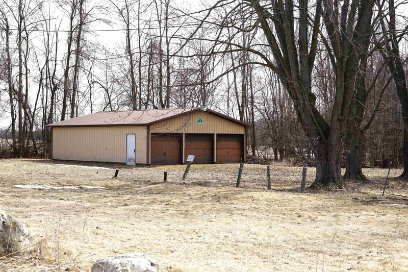 E1305 Bolt Rd, Denmark, WI 54208-0000