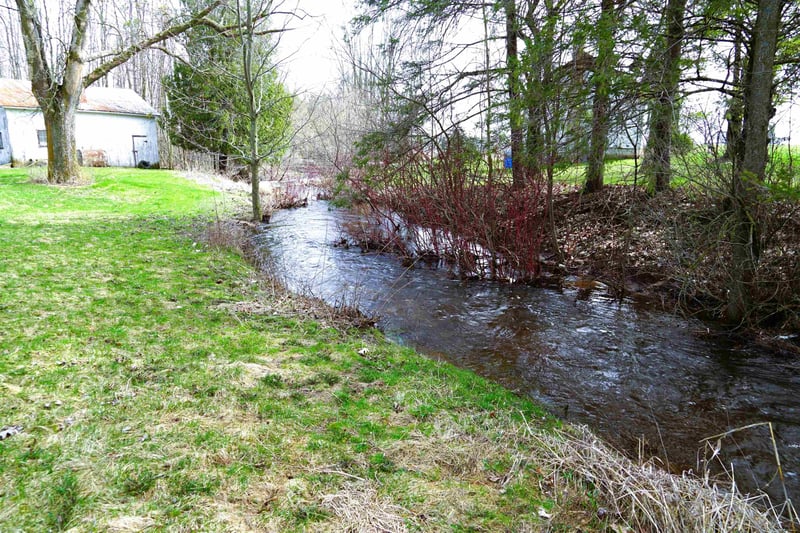 E1305 Bolt Rd, Denmark, WI 54208-0000