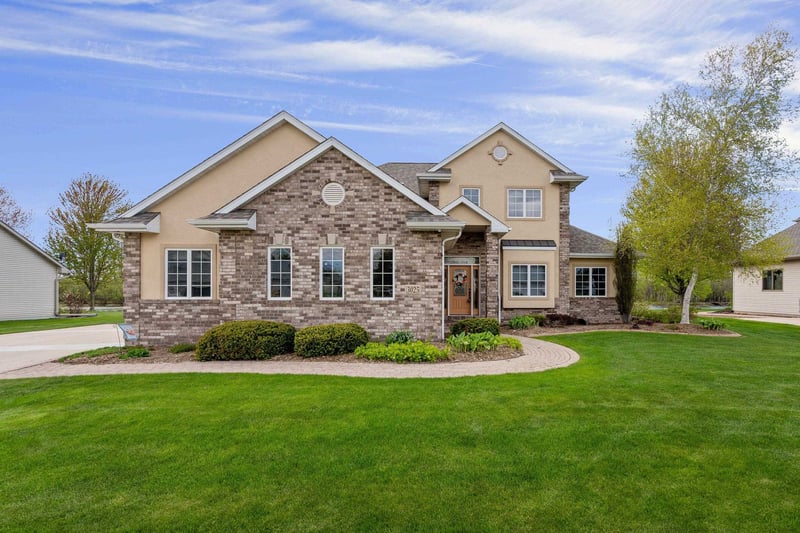 3025 White Birch St, Kaukauna, WI 54130-3934