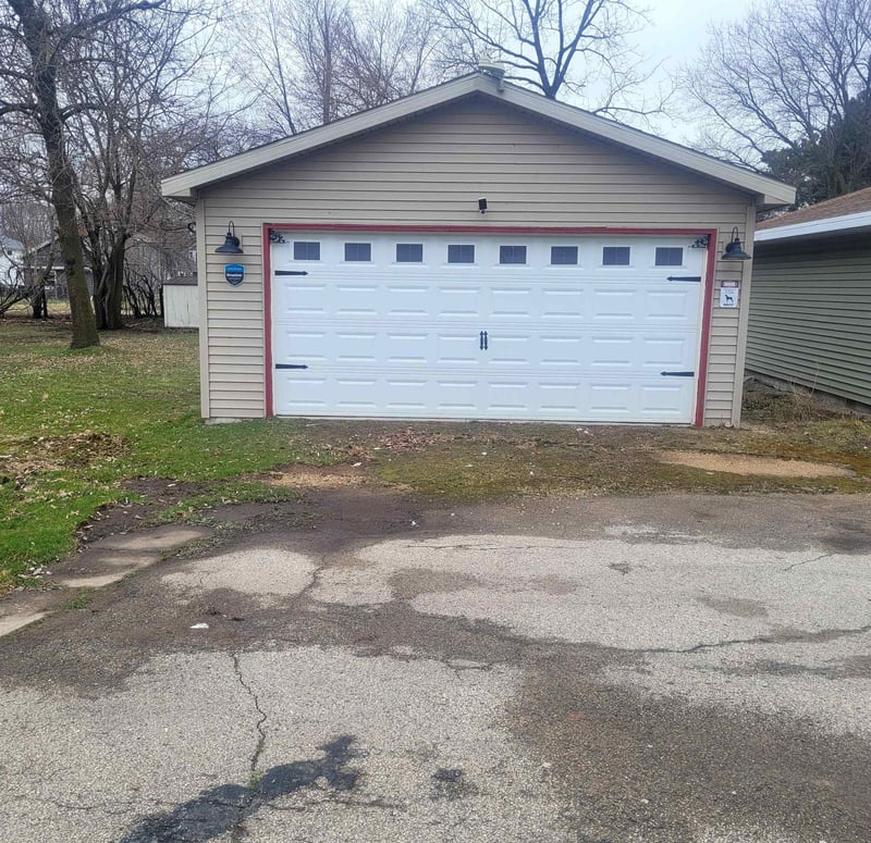 45 Lake St, Oshkosh, WI 54901-5440