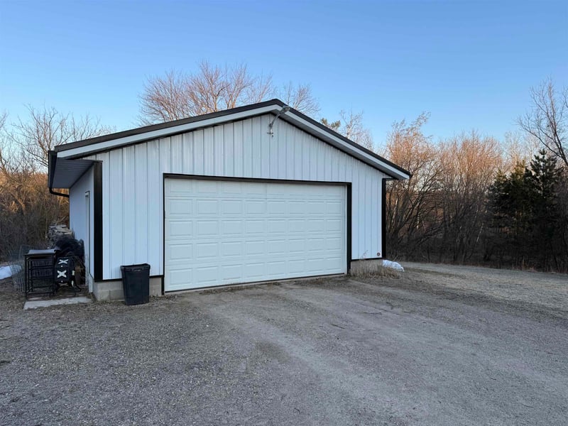 5625 Hwy Bb, Gillett, WI 54124