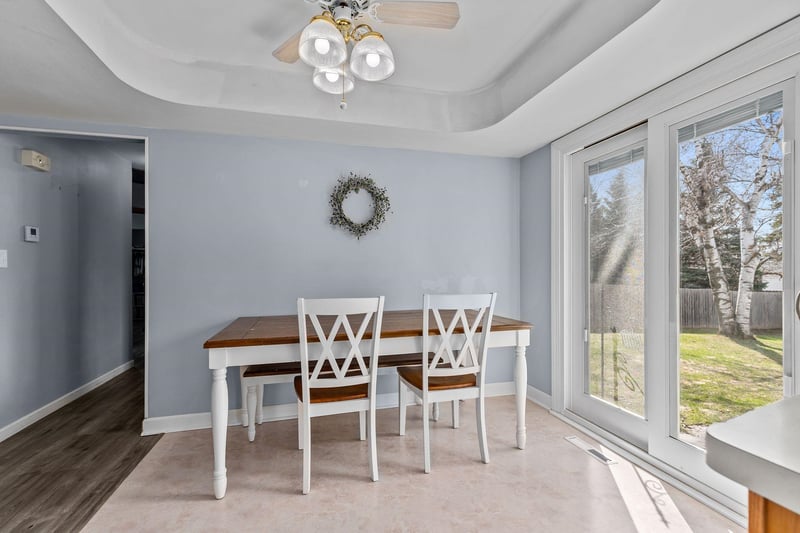 980 Cecil St, Neenah, WI 54956
