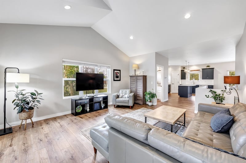 509 Erie St, De Pere, WI 54115