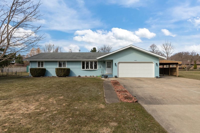 N461 Mayflower Dr, Appleton, WI 54914