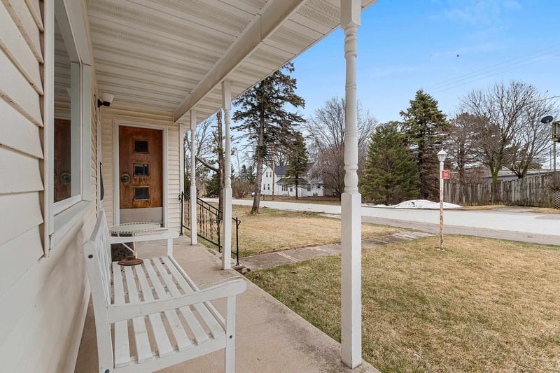 3765 Wayside Rd, Greenleaf, WI 54126-9487