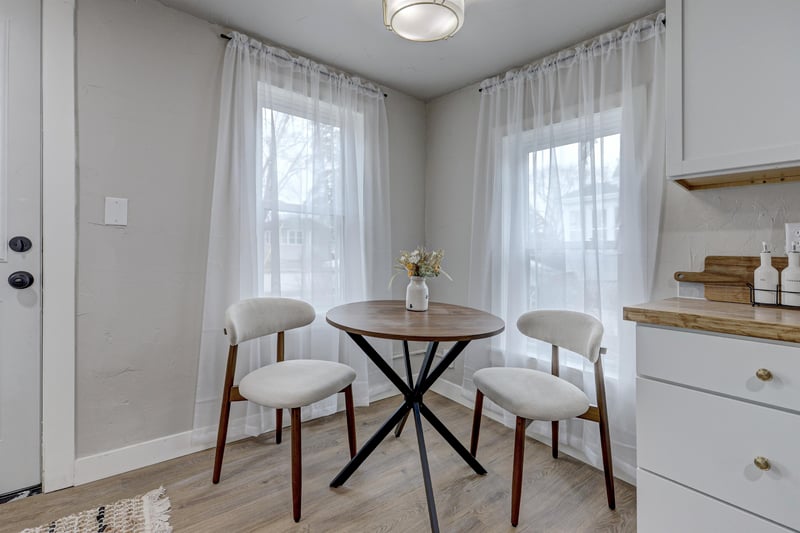 1806 Ashland St, Oshkosh, WI 54901