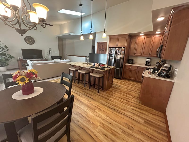 2206 Blue Stem Ln, De Pere, WI 54115