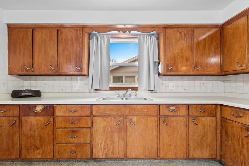 1146 Taft St, Appleton, WI 54140