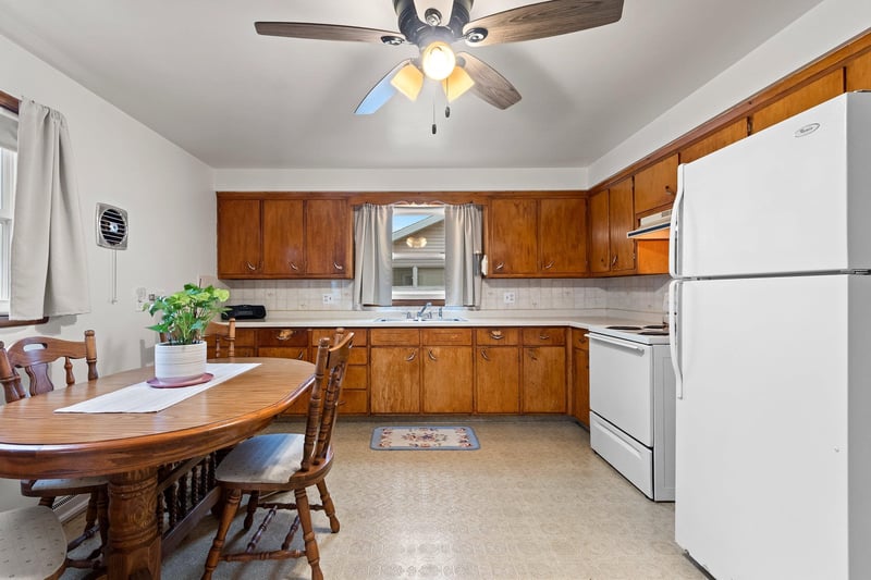 1146 Taft St, Appleton, WI 54140