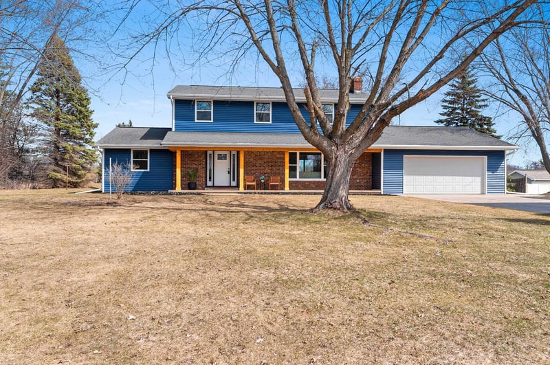 1490 Fernando Dr, De Pere, WI 54115