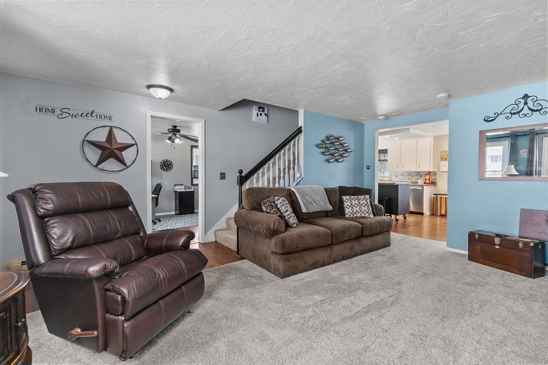 915 Twilight Dr, De Pere, WI 54115