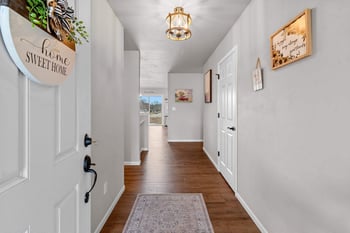 1221 Velsen Rd, Green Bay, WI 54313