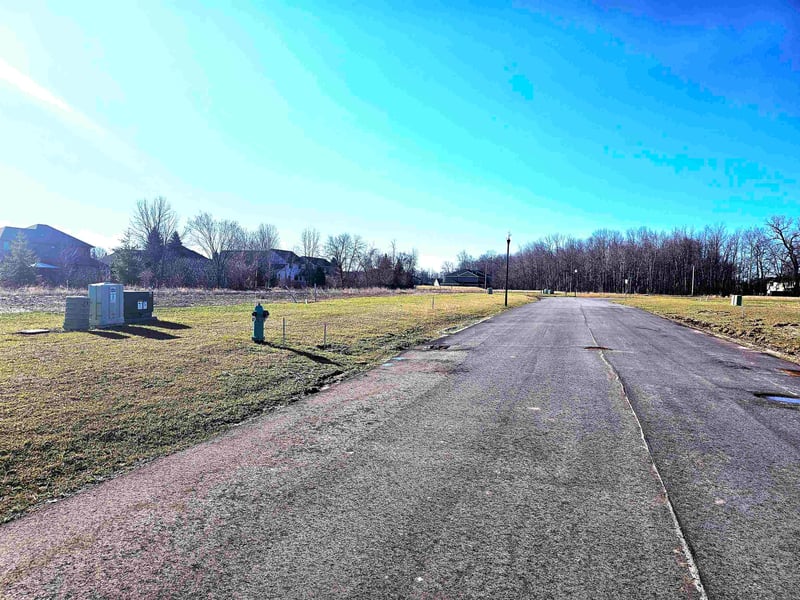 2131 Nana Ln #12, Appleton, WI 54915