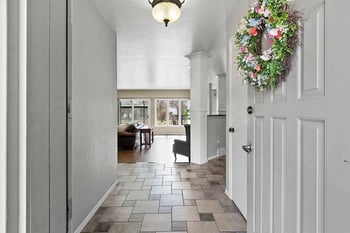 2763 Memorial Dr, Green Bay, WI 54313-6248