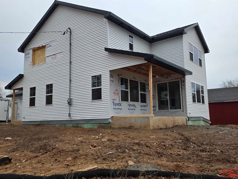 716 9th St, Kaukauna, WI 54130