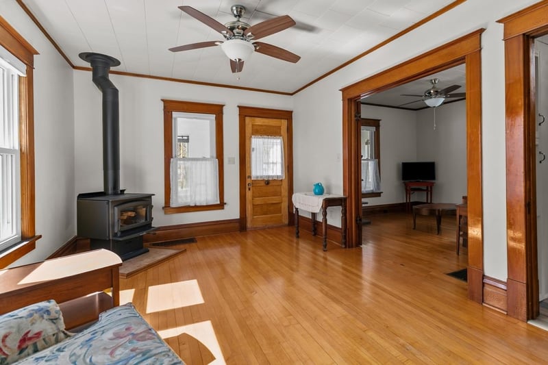 730 Powers St, Oshkosh, WI 54901-4657