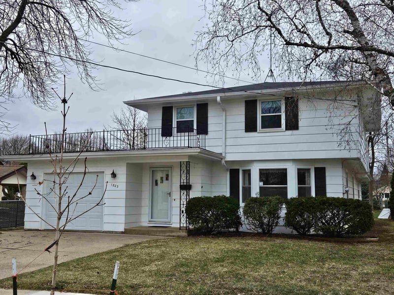 1823 Alvin St, Appleton, WI 54911-2705