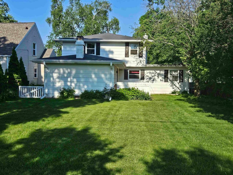 1823 Alvin St, Appleton, WI 54911-2705