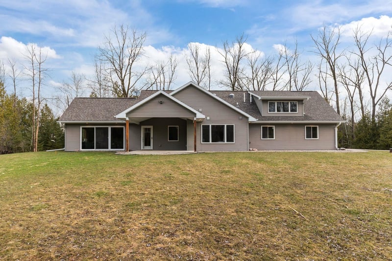 N3573 County Rd A, Black Creek, WI 54106