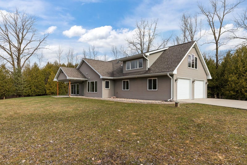 N3573 County Rd A, Black Creek, WI 54106