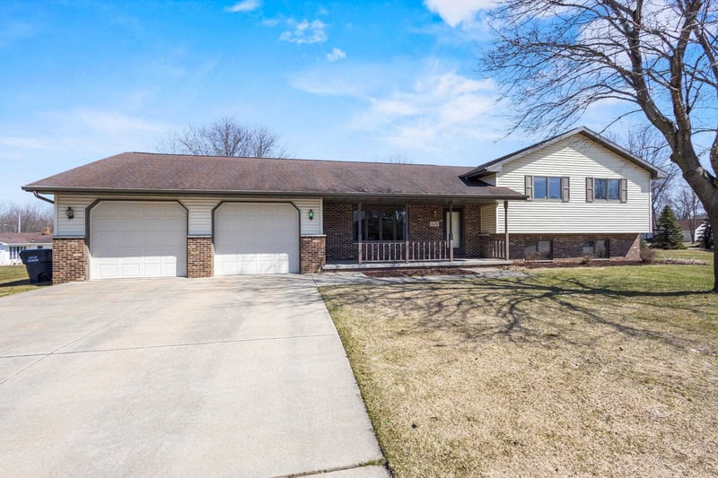 520 Keune St, Seymour, WI 54165-1535
