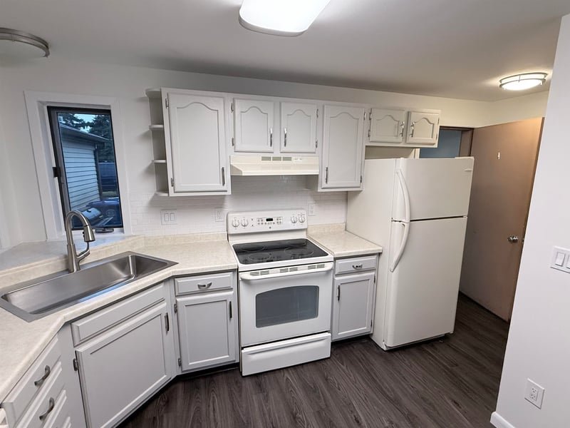 2519 Fond Du Lac Rd, Oshkosh, WI 54902