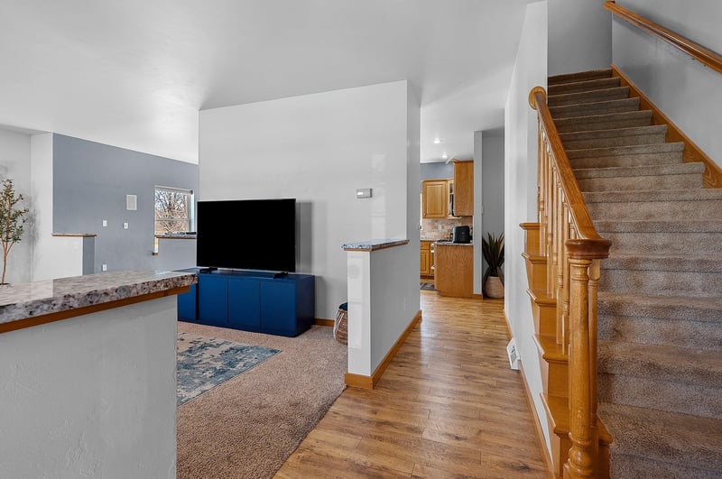 515 Winding Waters Way, De Pere, WI 54115-8393