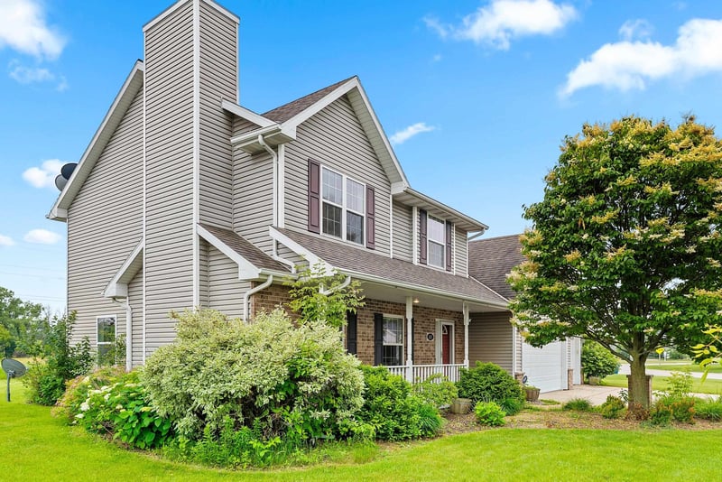 515 Winding Waters Way, De Pere, WI 54115-8393