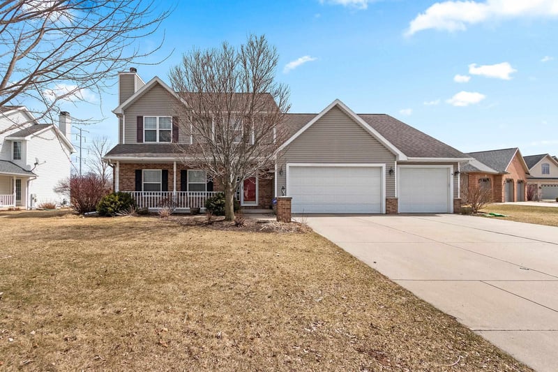 515 Winding Waters Way, De Pere, WI 54115-8393