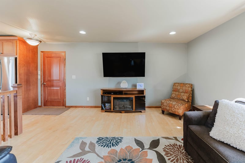 3127 Honey Creek Ct, Oshkosh, WI 54904